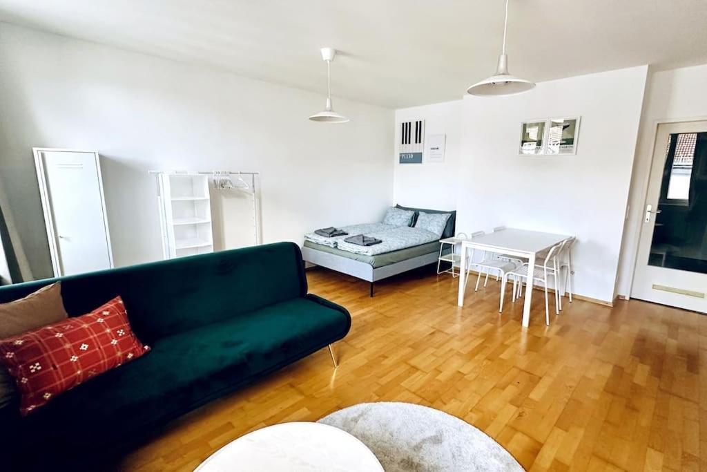 Cosy & New Urban Apartment In Green Hood Wina Bagian luar foto